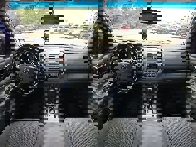 Used 2010 Toyota Tacoma 4x4 Double Cab image 18