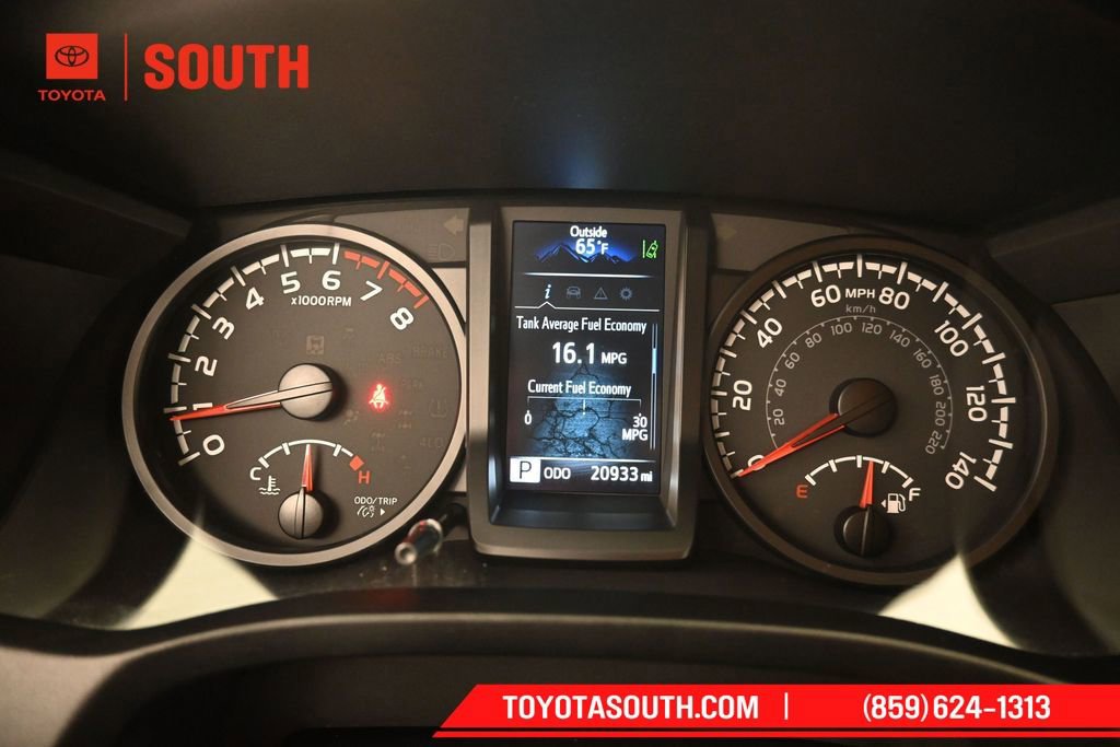 Used 2023 Toyota Tacoma SR AWD/4WD image 12