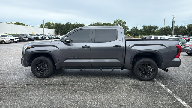 Used 2025 Toyota Tundra SR5 w/ SR5 Convenience Package AWD/4WD image 4