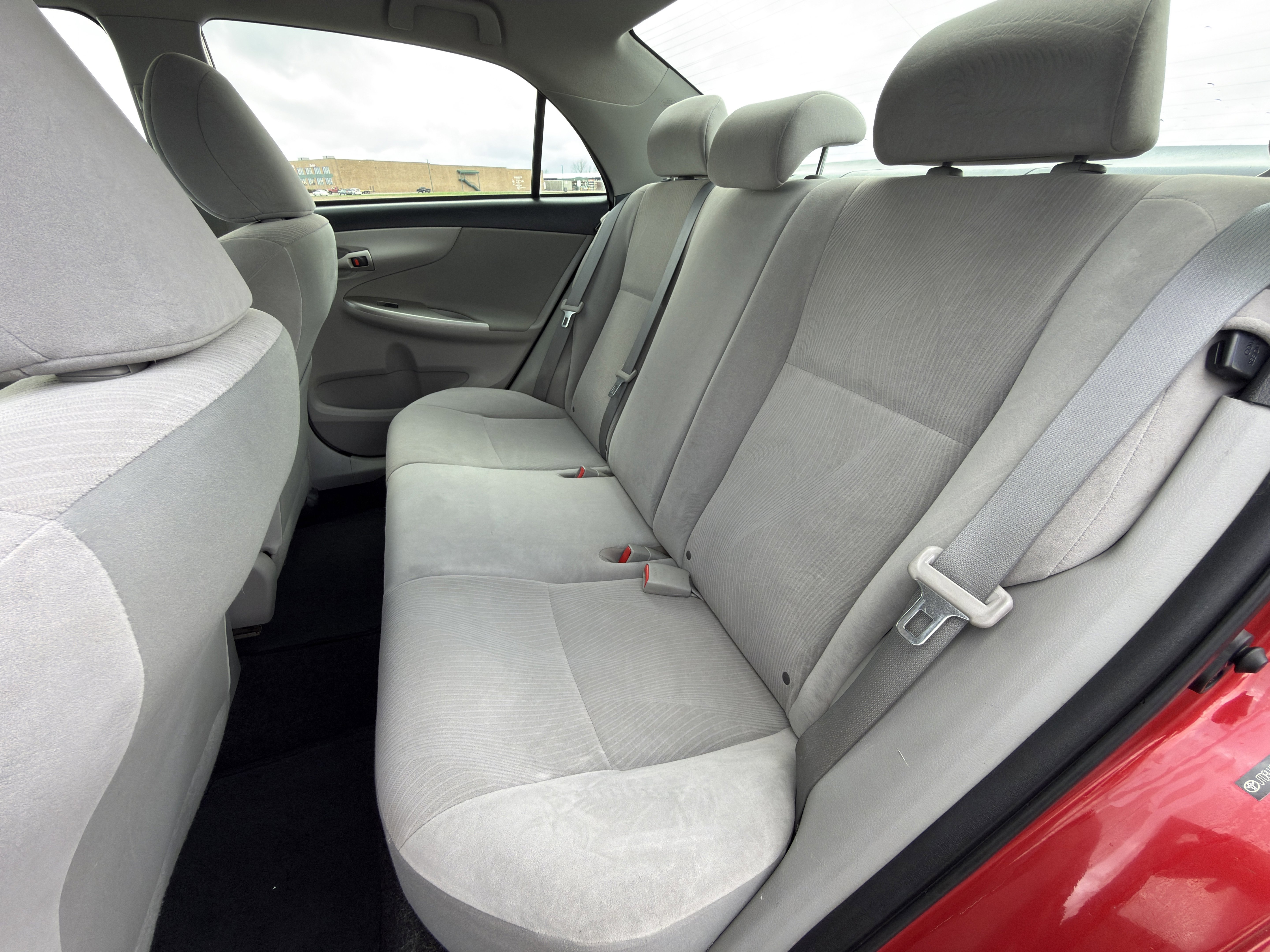 Used 2011 Toyota Corolla LE image 20