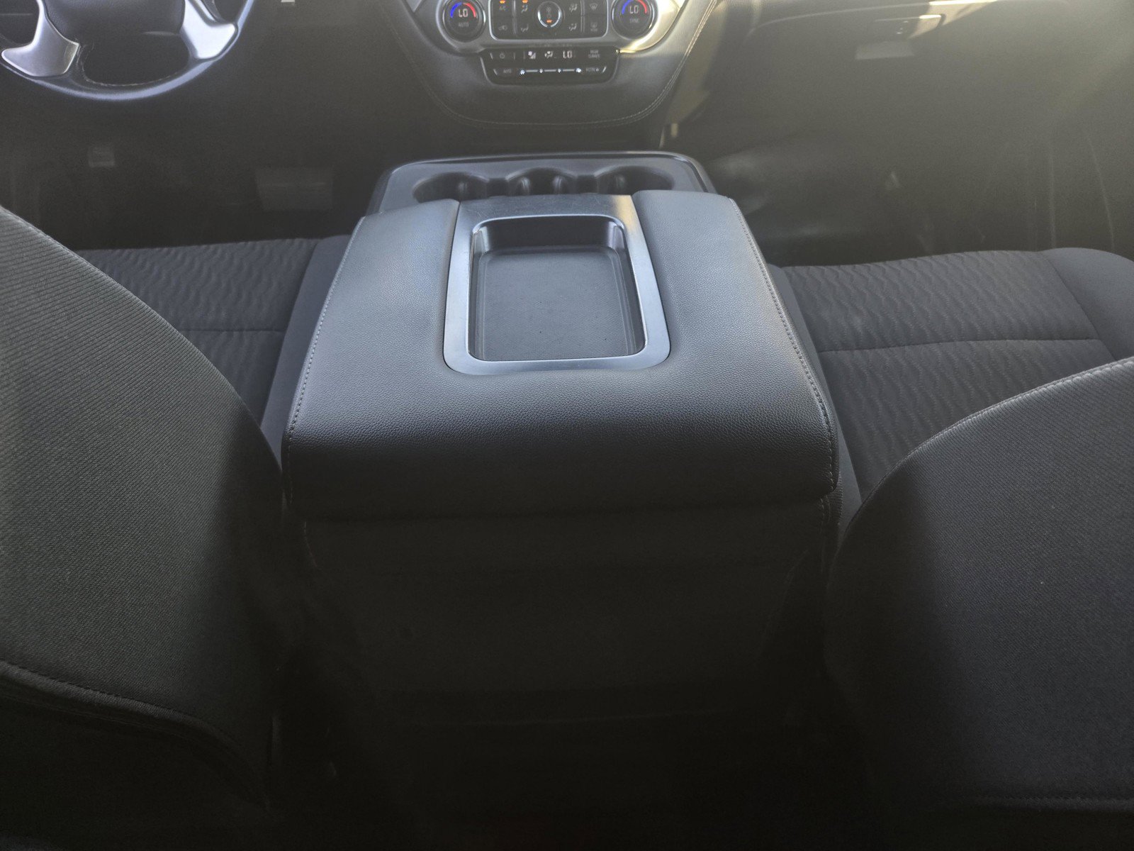 Used 2020 GMC Yukon XL SLE w/ SLE Value Package RWD image 6