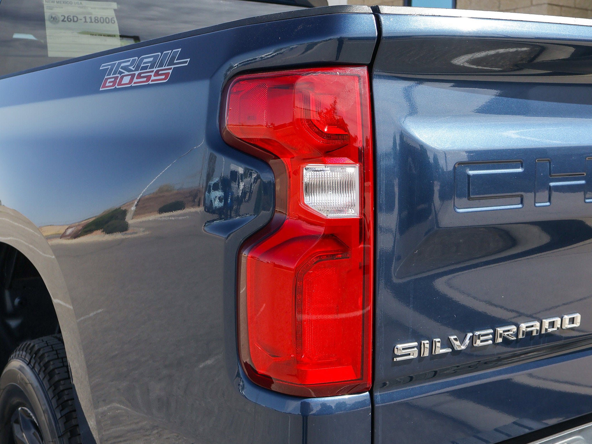 Used 2019 Chevrolet Silverado 1500 Custom Trail Boss w/ Custom Convenience Package AWD/4WD image 18