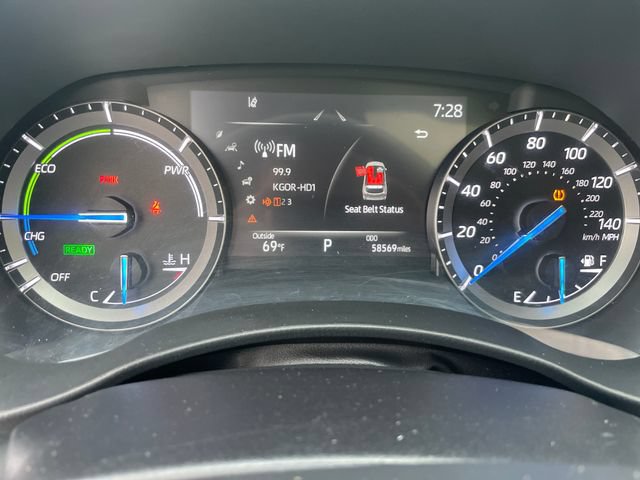 Used 2021 Toyota Highlander XLE w/ Protection Package #3 (TMS) AWD/4WD image 16
