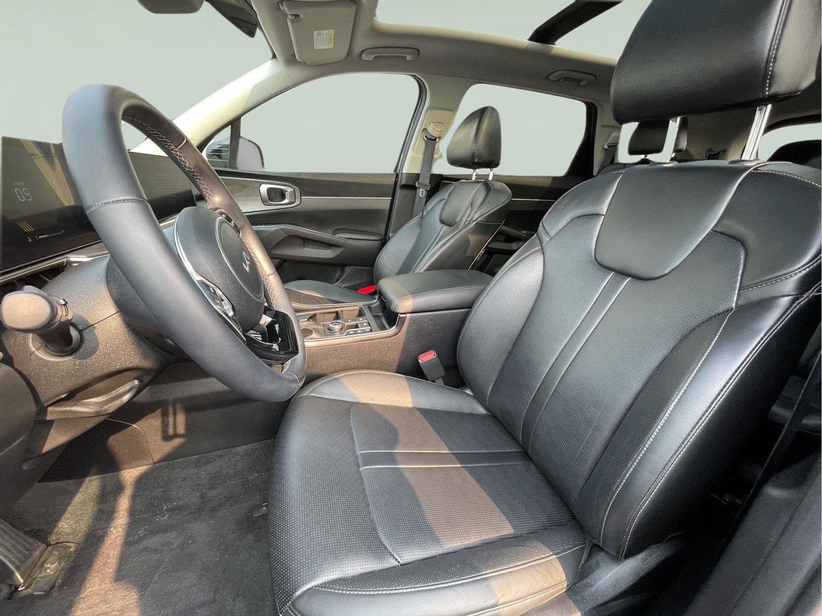 Used 2024 Kia Sorento X-Line EX AWD/4WD image 14