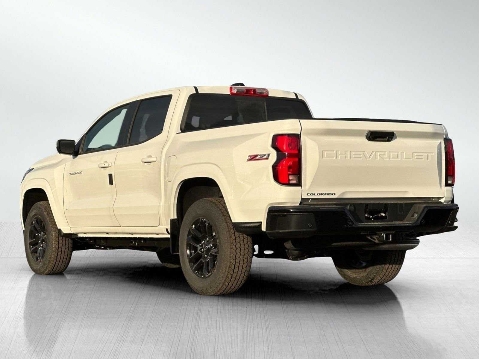 New 2025 Chevrolet Colorado Z71 w/ Midnight Edition AWD/4WD image 6