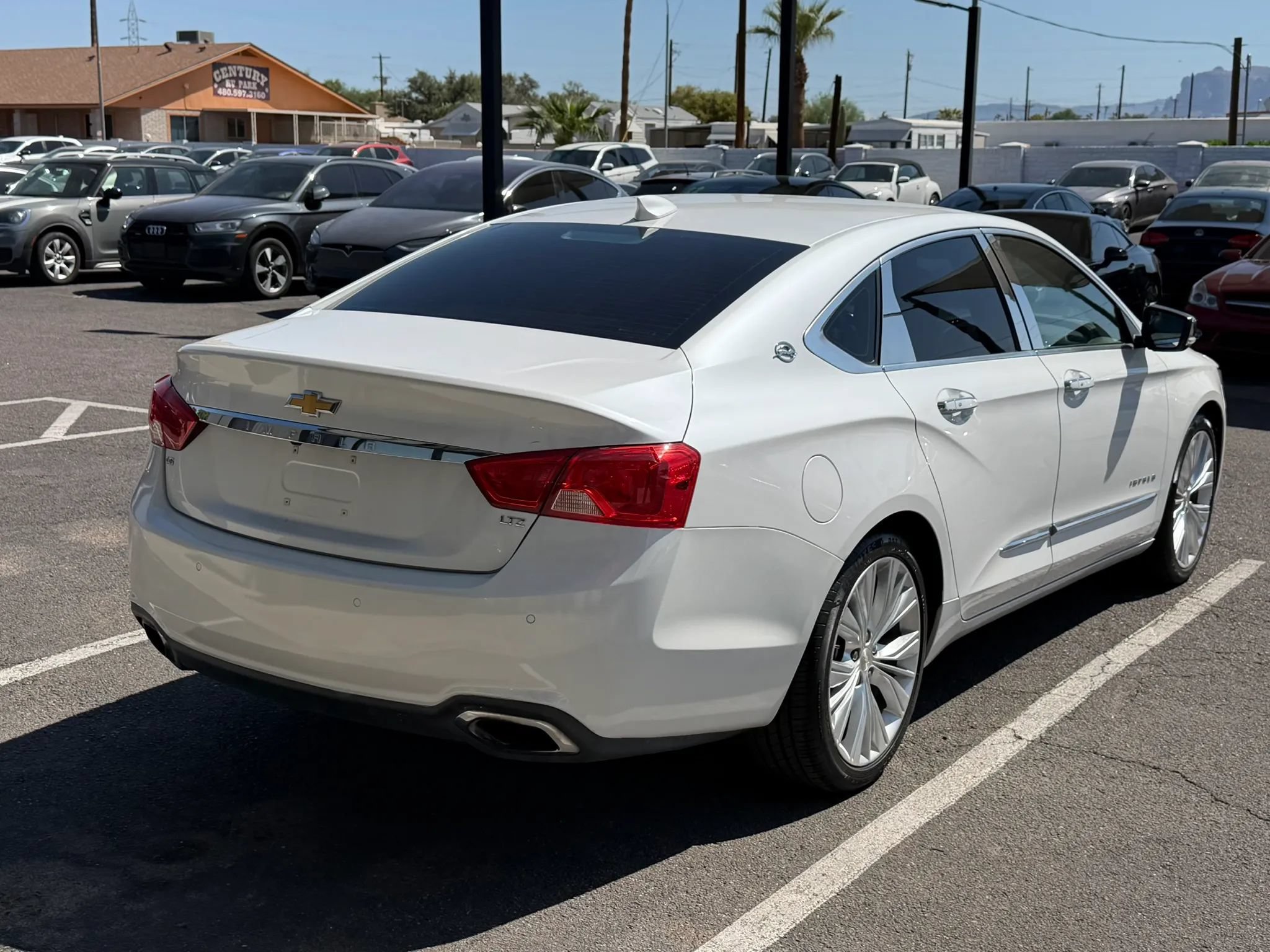 Used 2015 Chevrolet Impala LTZ FWD image 9