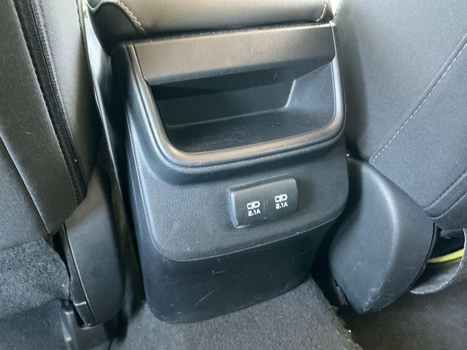 Used 2020 Subaru Outback Premium AWD/4WD image 32