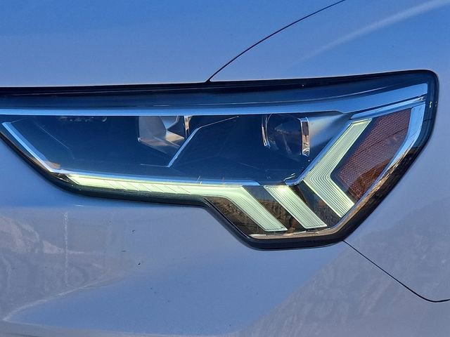 Used 2025 Audi Q3 2.0T Premium image 8