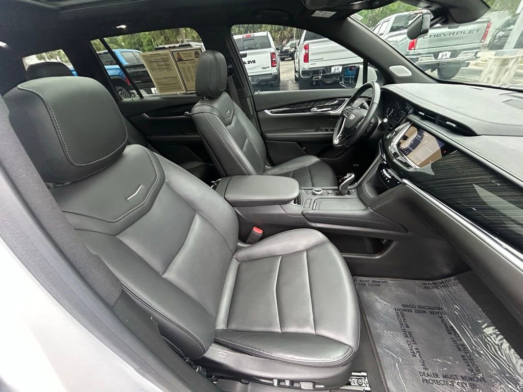 Used 2021 Cadillac XT6 Premium Luxury image 24
