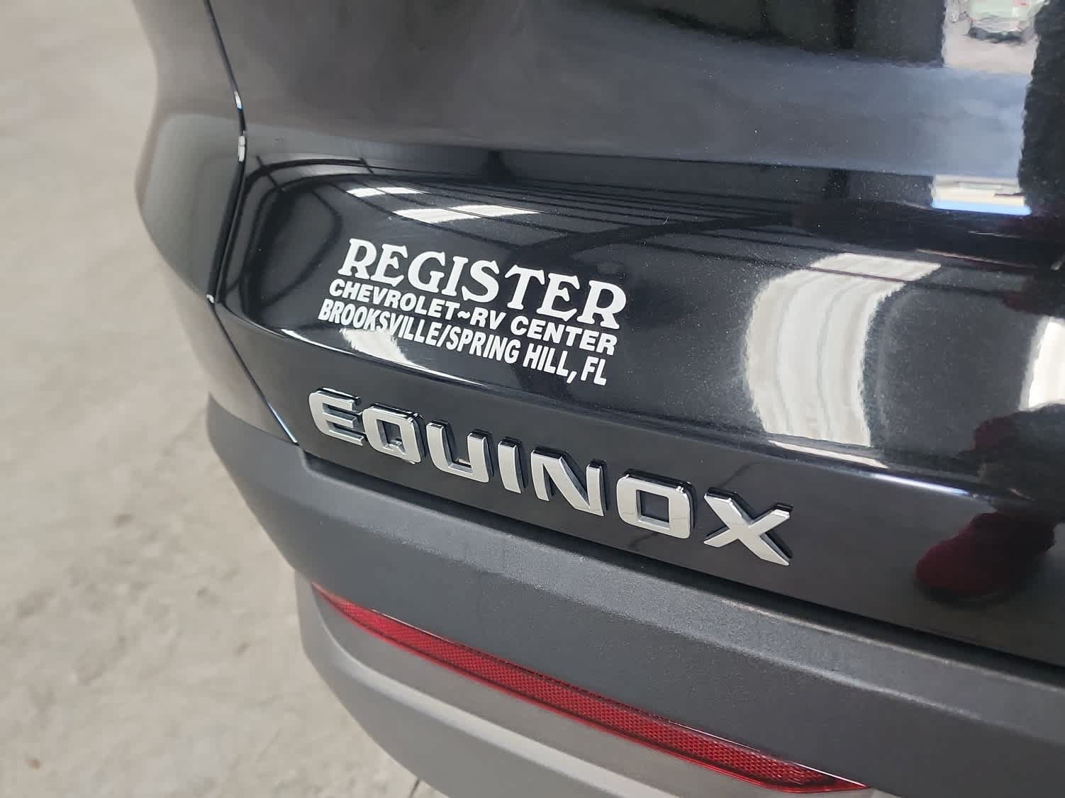 Used 2025 Chevrolet Equinox LT FWD image 14