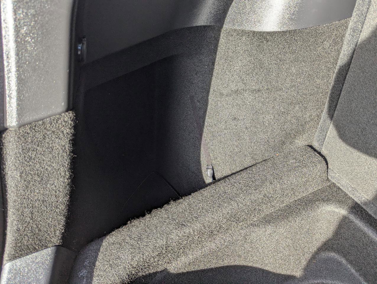 Used 2021 Tesla Model Y Long Range image 42
