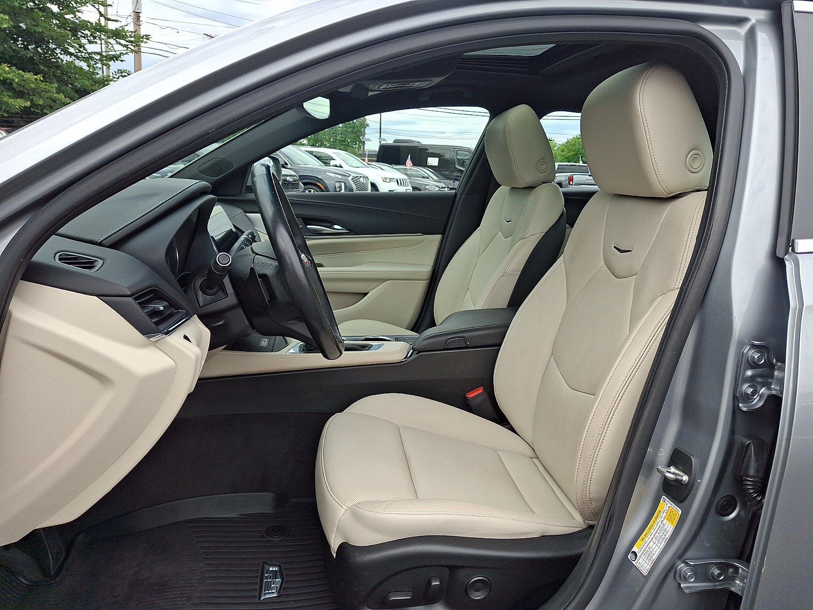 Certified 2024 Cadillac CT4 Premium Luxury AWD/4WD image 17