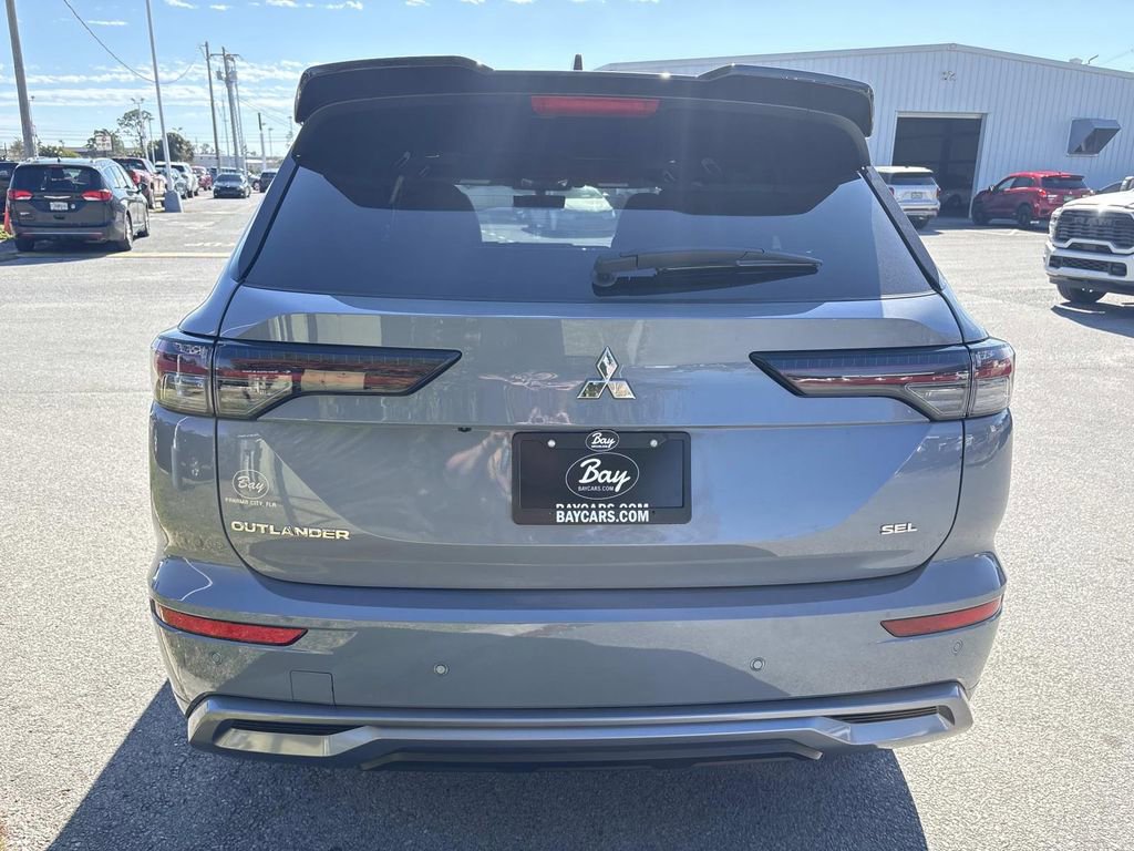 New 2026 Mitsubishi Outlander SEL FWD image 4