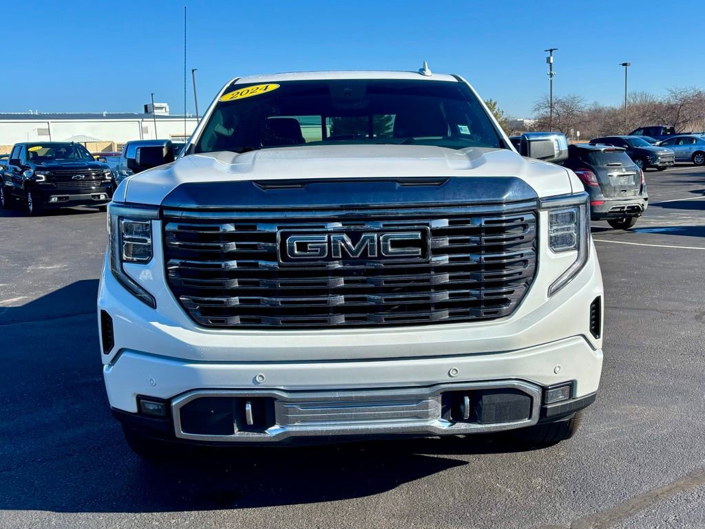 Used 2024 GMC Sierra 1500 Denali Ultimate image 12