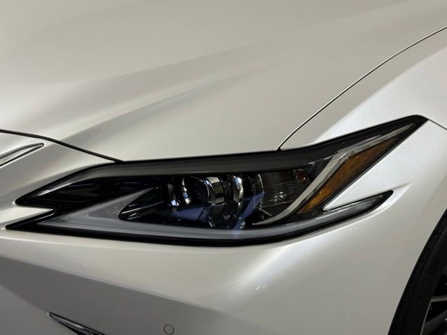 Used 2025 Lexus ES 350 w/ Premium Package FWD image 13