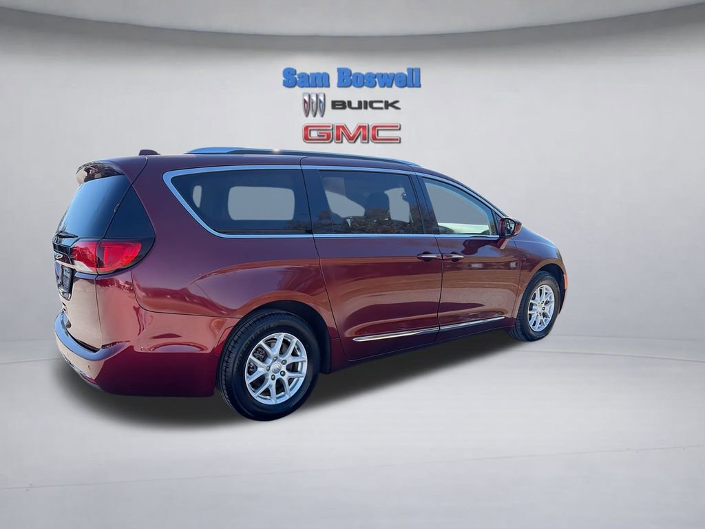 Used 2020 Chrysler Pacifica Touring-L image 8