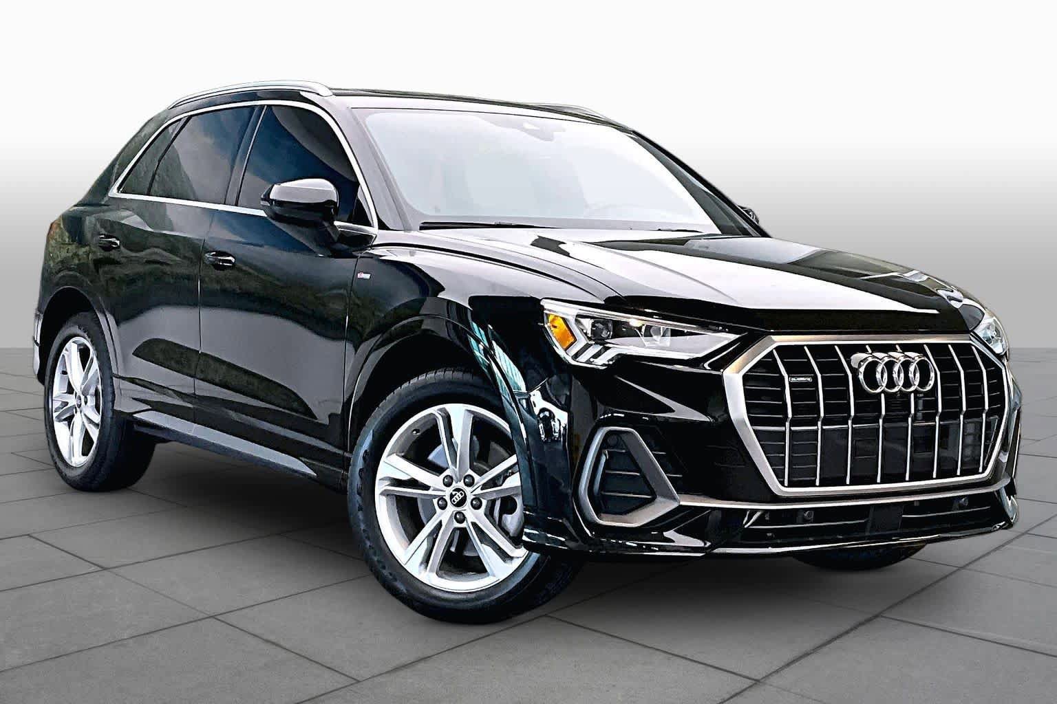 Used 2023 Audi Q3 2.0T Premium Plus w/ Premium Plus Package AWD/4WD image 3