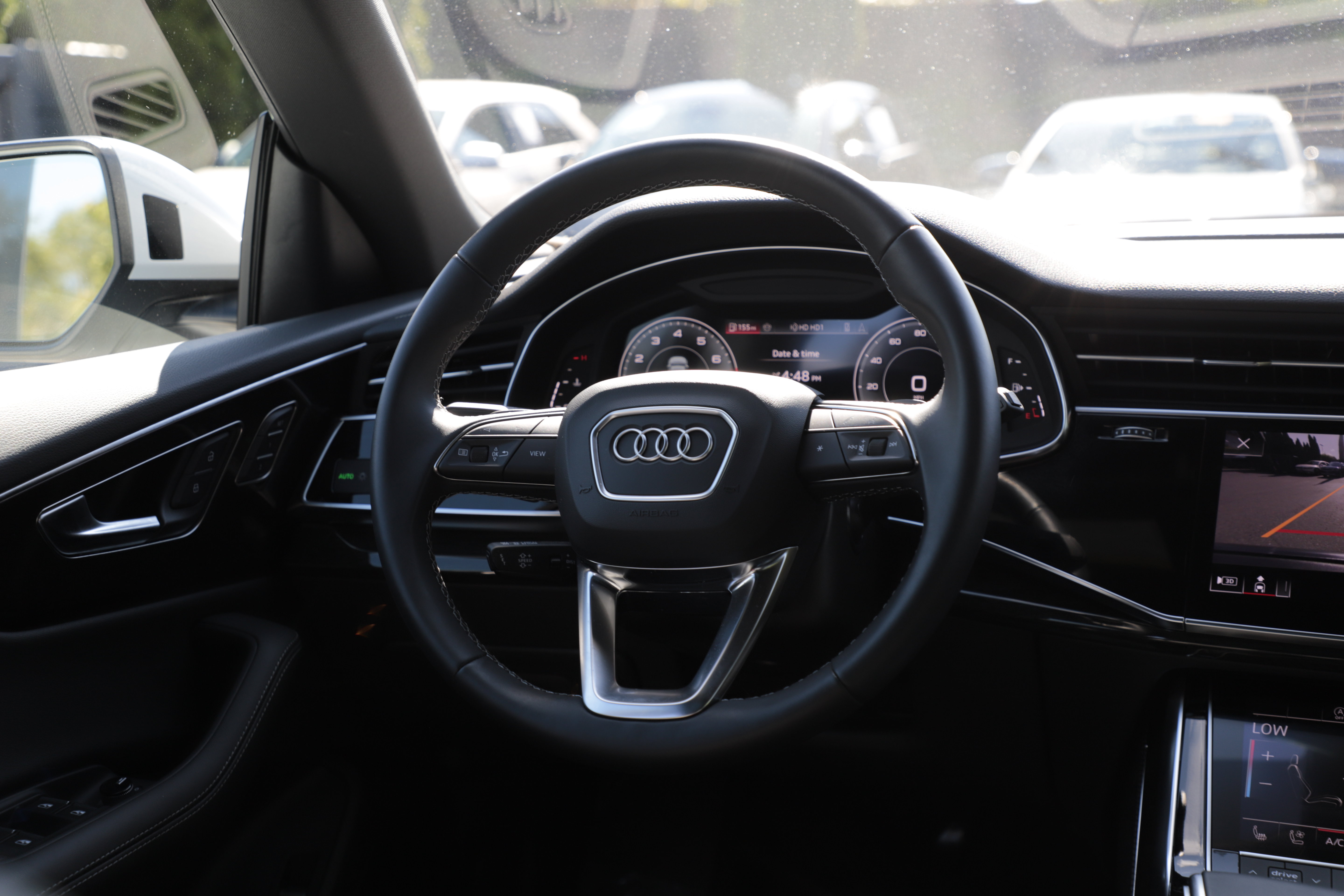Used 2024 Audi Q8 Premium Plus AWD/4WD image 18