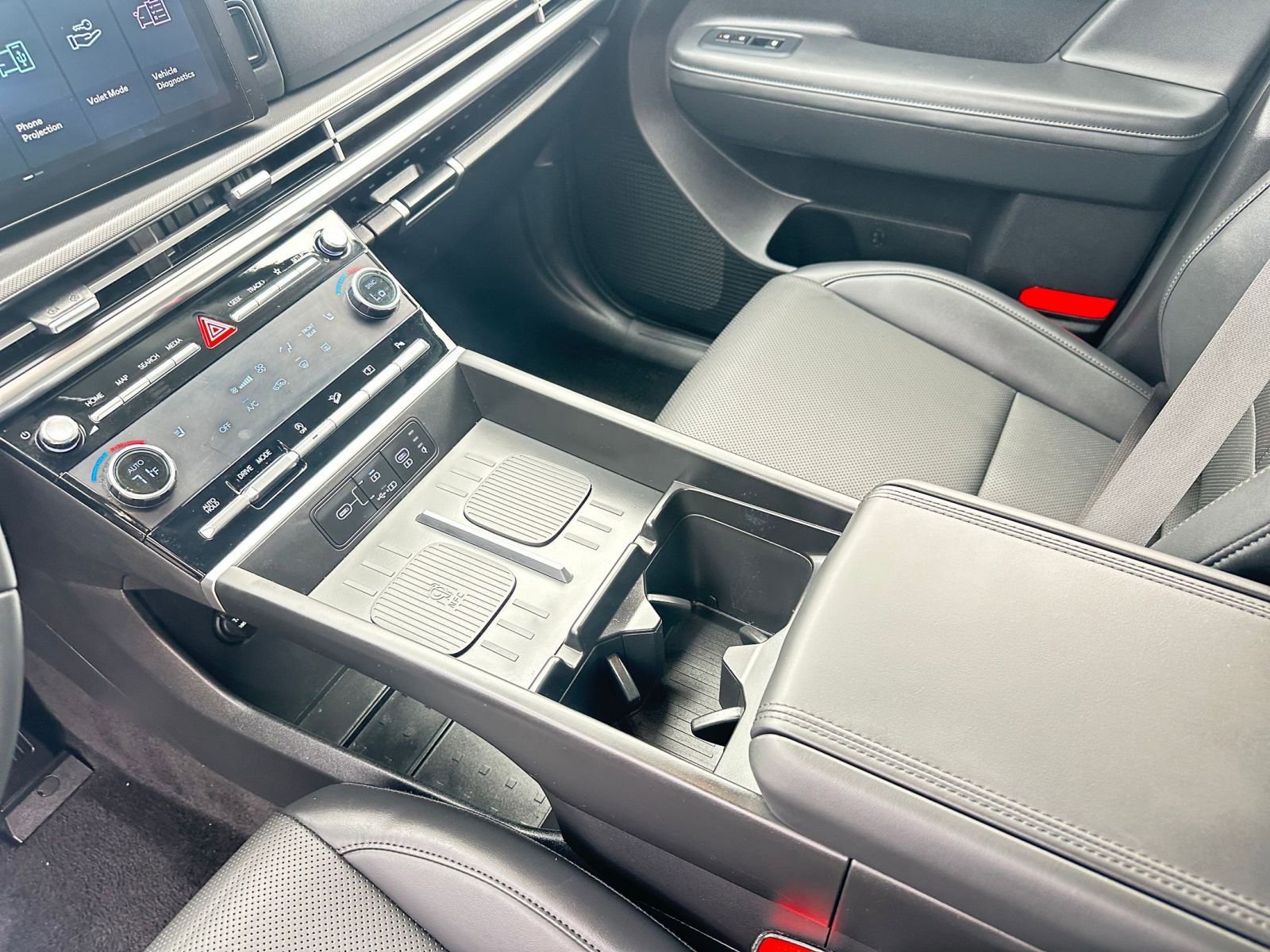 Used 2025 Hyundai Santa Fe SEL image 43