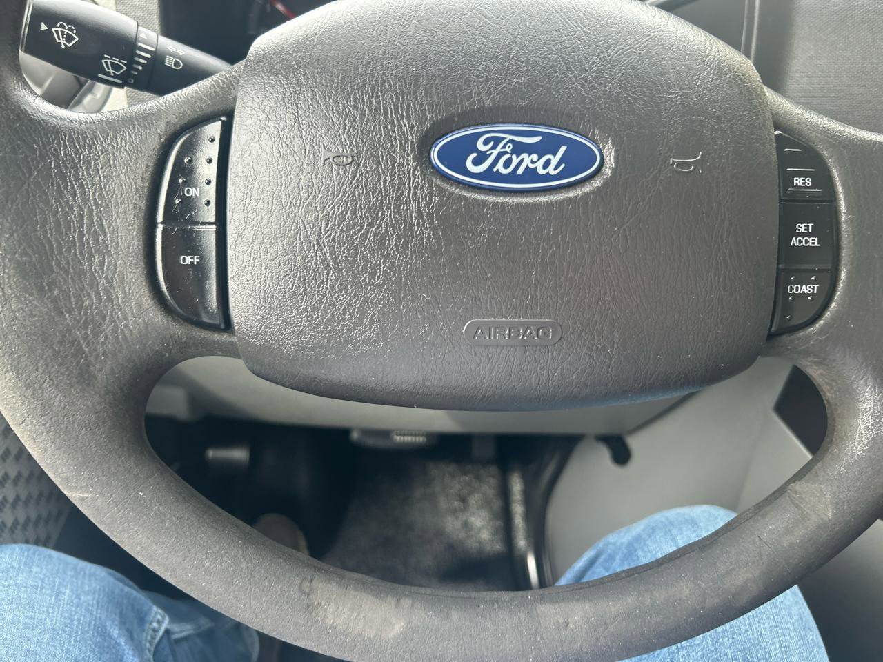 Used 2019 Ford E-350 and Econoline 350 Super Duty w/ Power Windows & Locks Group RWD image 19