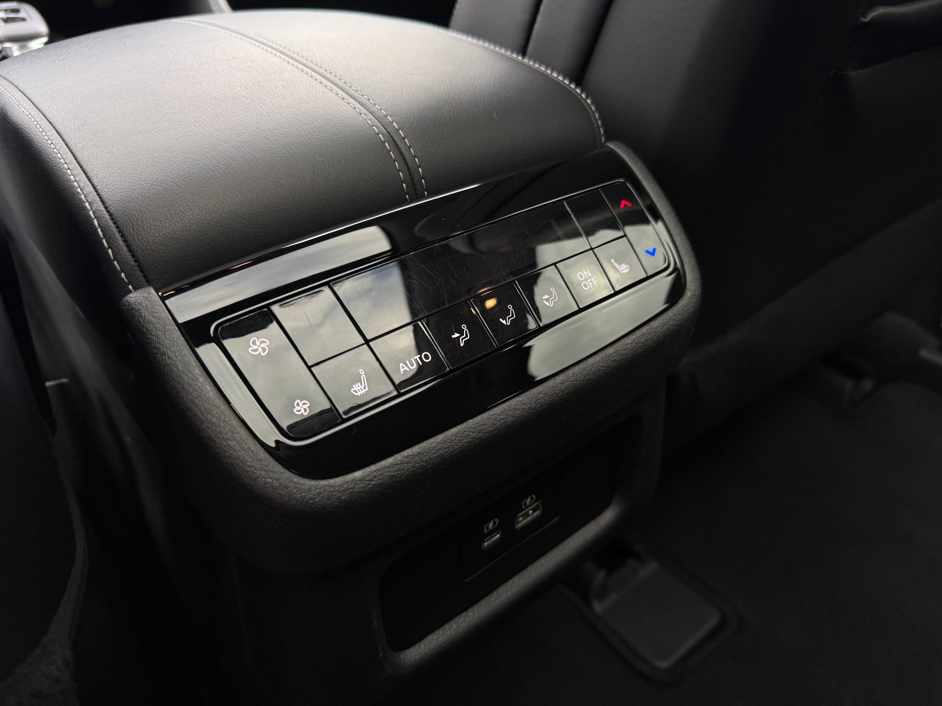 Used 2025 INFINITI QX60 Luxe image 16