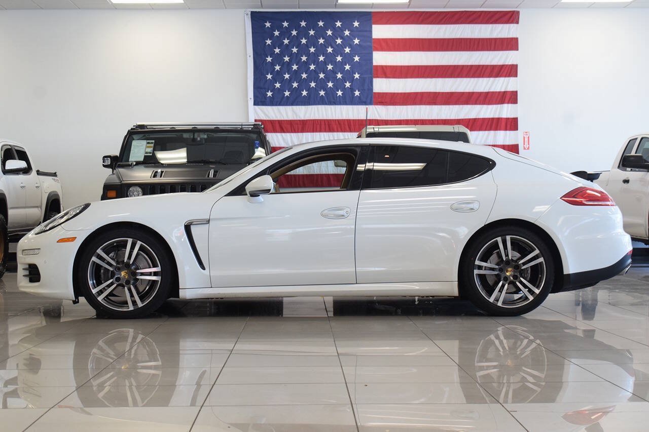 Used 2016 Porsche Panamera AWD/4WD image 17