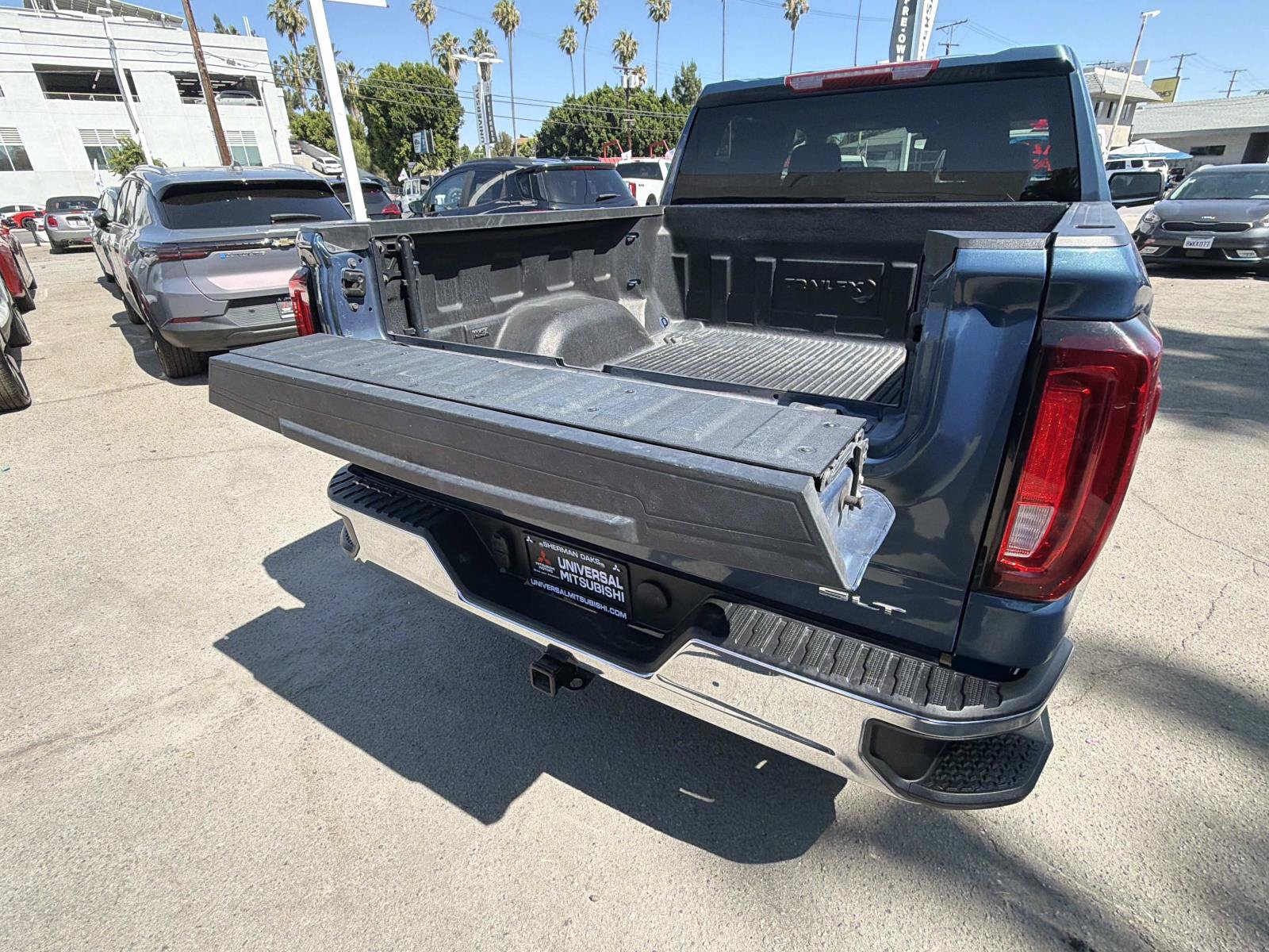 Used 2024 GMC Sierra 1500 SLT RWD image 6