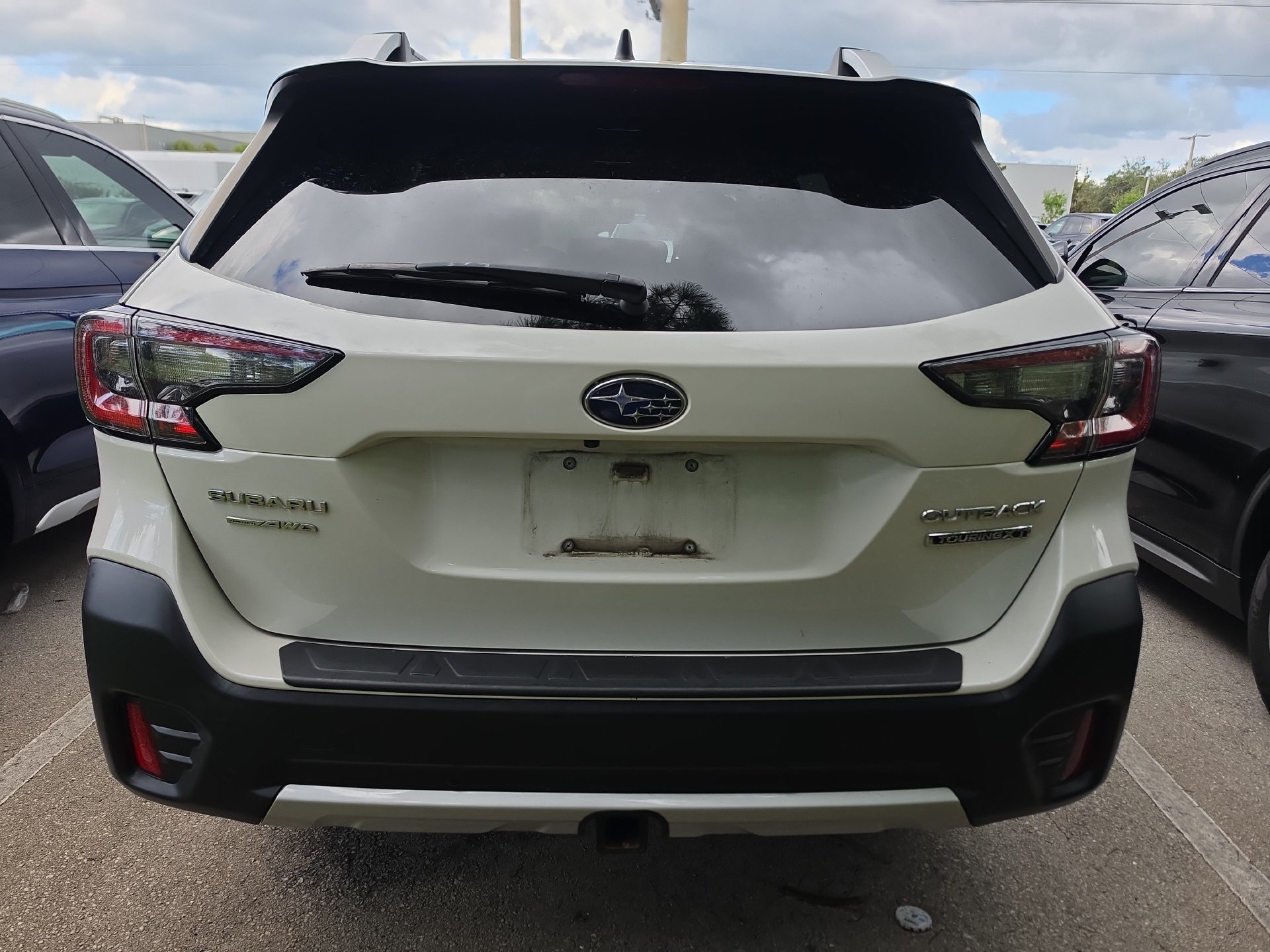 Used 2021 Subaru Outback Touring XT AWD/4WD image 5