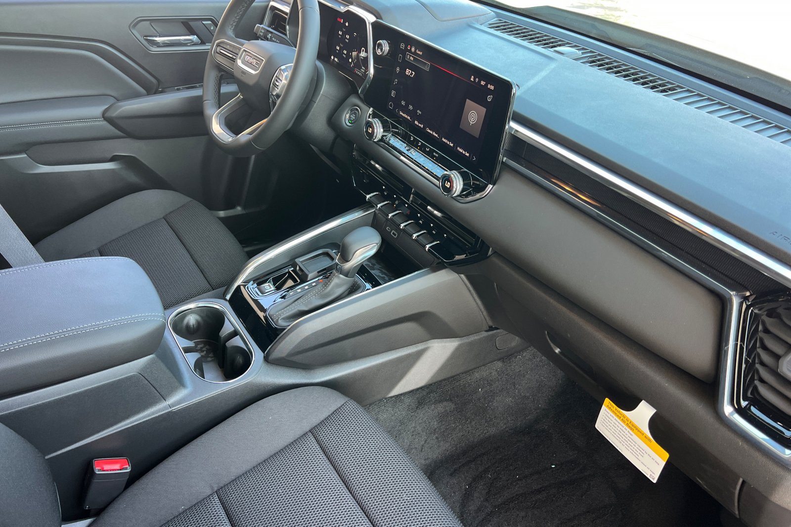 New 2026 GMC Canyon Elevation w/ Convenience Package RWD image 16