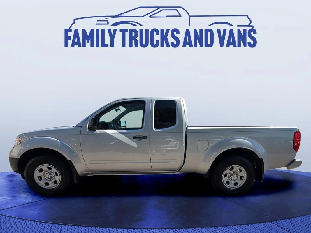 Used 2021 Nissan Frontier S AWD/4WD image 2