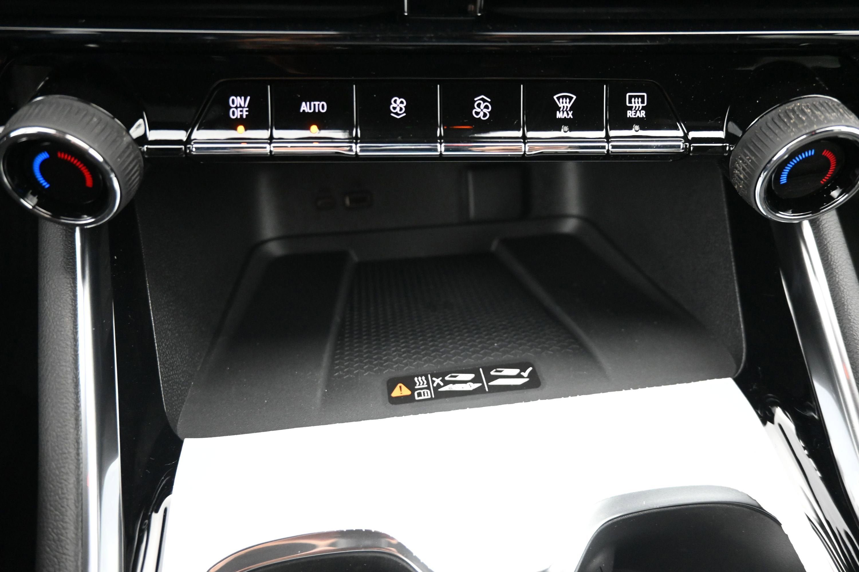 New 2026 Chevrolet Traverse LT FWD image 16