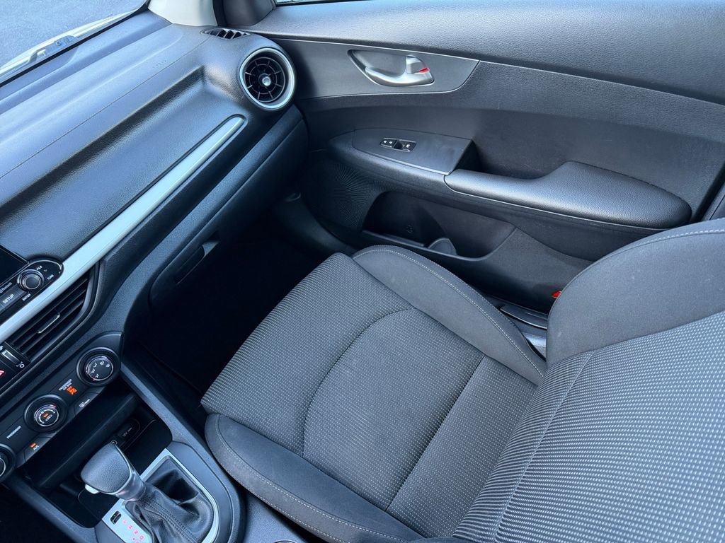 Used 2020 Kia Forte Sedan image 21
