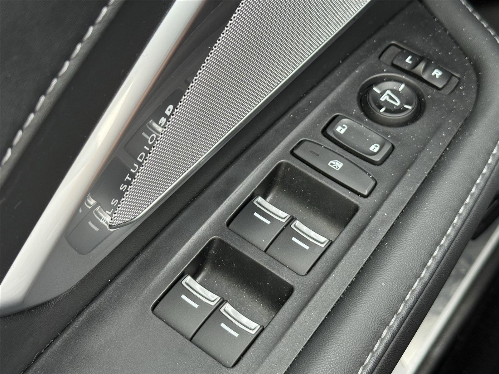 Used 2021 Acura RDX A-Spec image 23