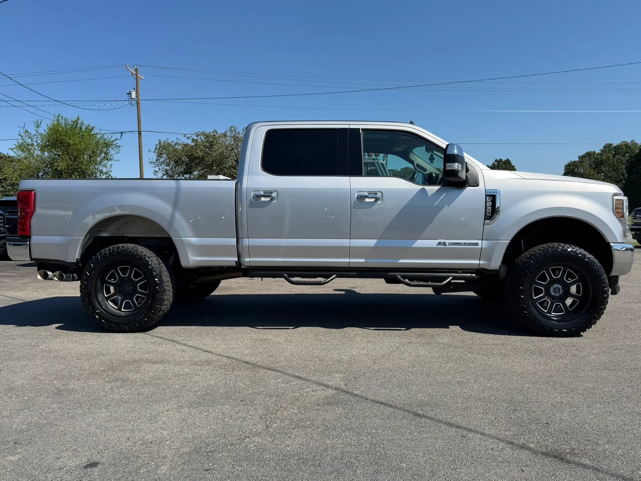 Used 2019 Ford F250 Lariat w/ Lariat Ultimate Package AWD/4WD image 4