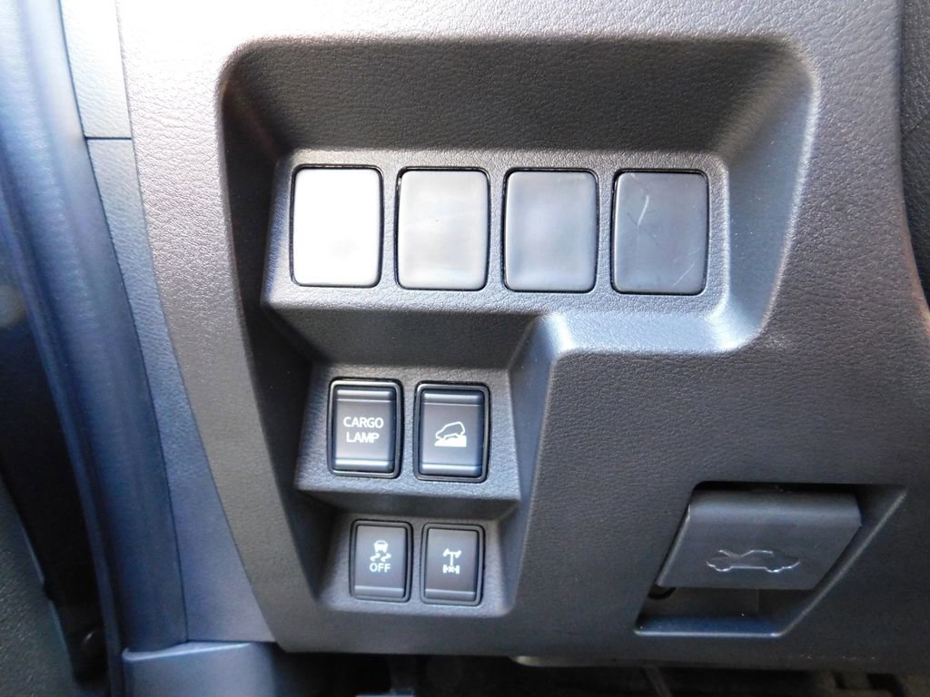 Used 2024 Nissan Frontier PRO-4X w/ Off-Road Protection Package image 23