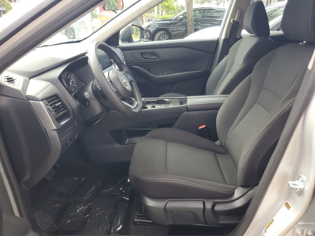 Certified 2024 Nissan Rogue S FWD image 15
