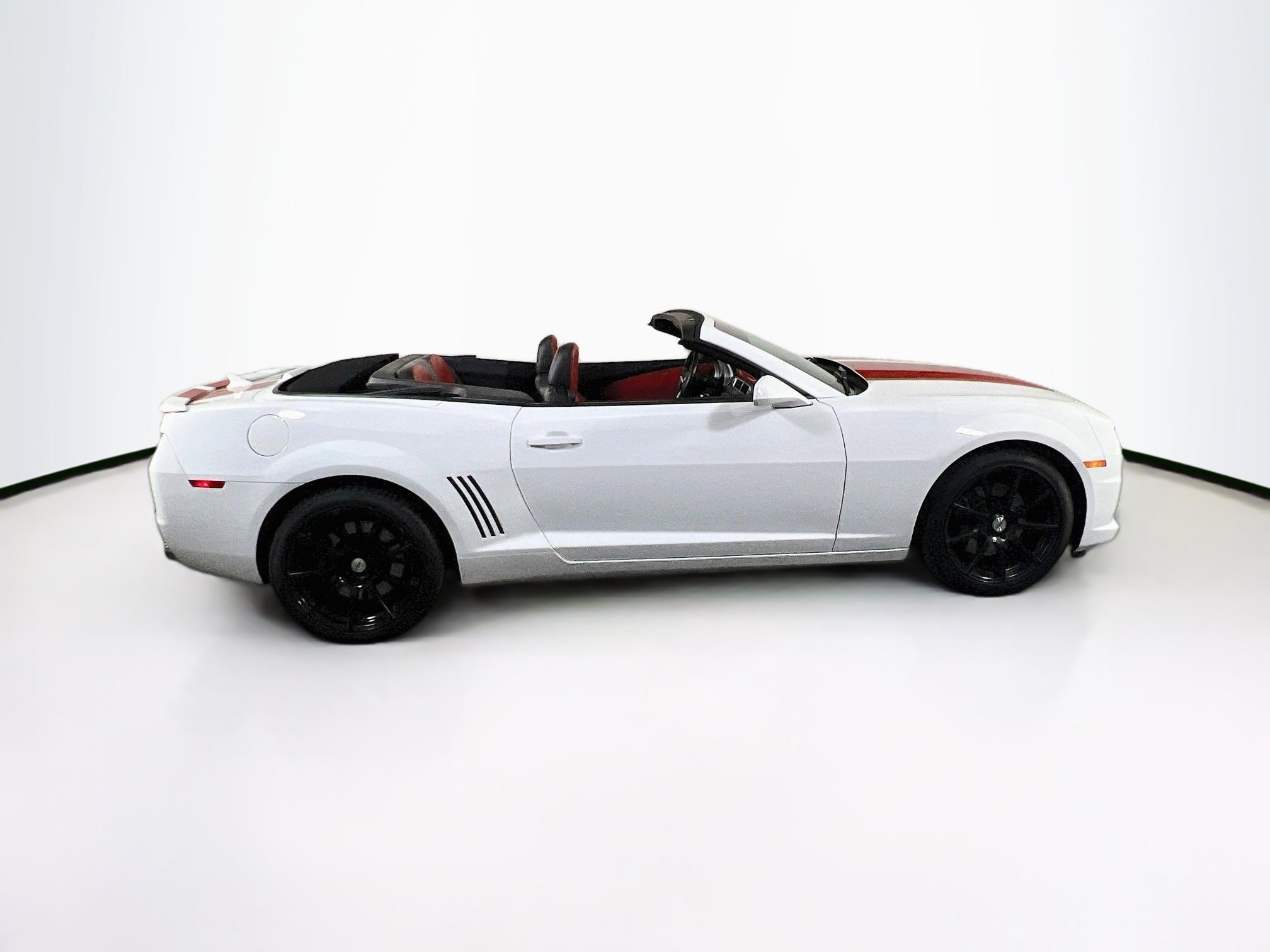 Used 2013 Chevrolet Camaro SS w/ RS Package RWD image 4