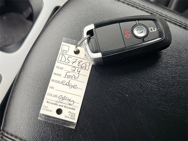 Used 2024 Ford Edge SEL image 32