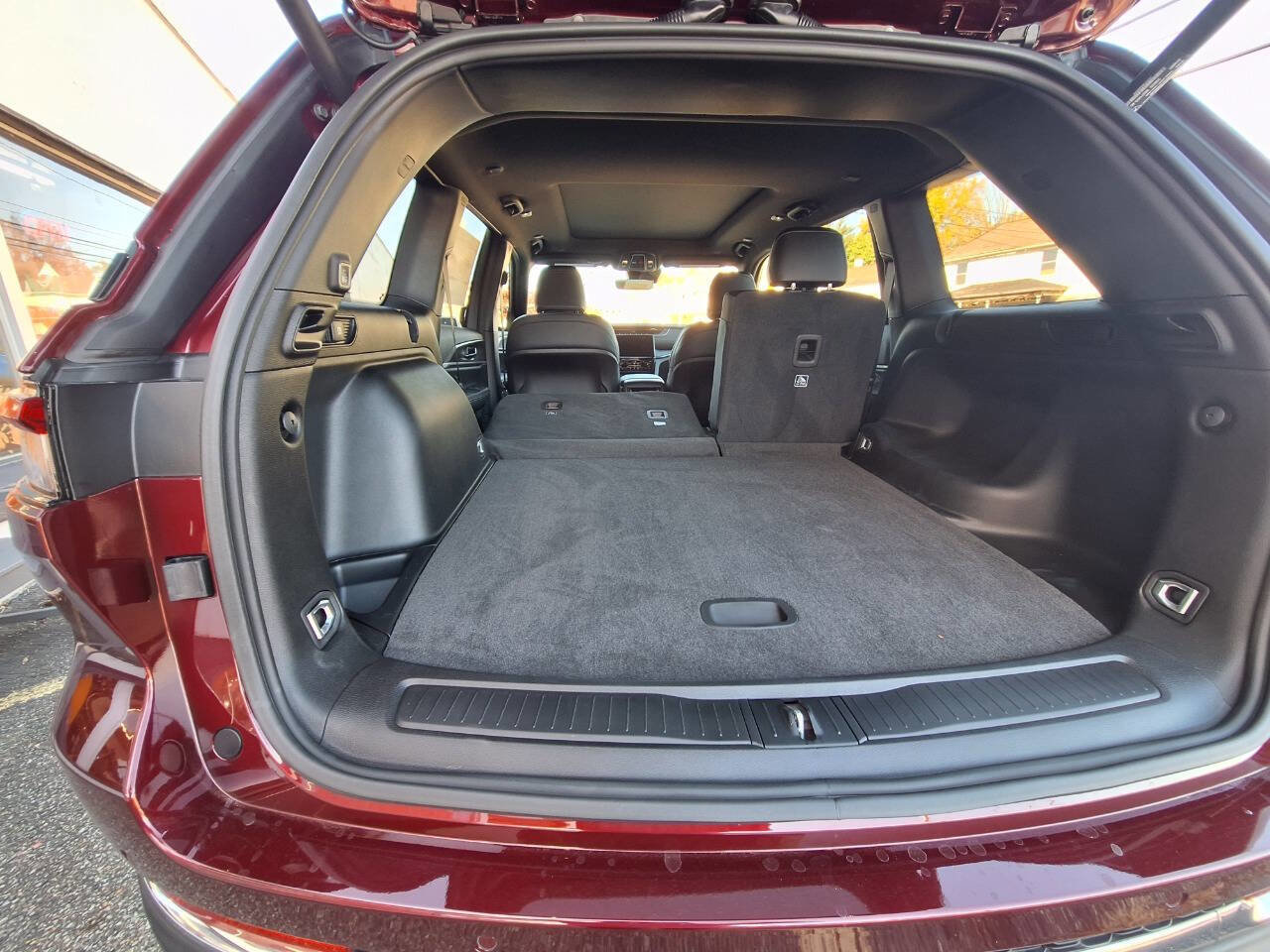 New 2025 Jeep Grand Cherokee Limited image 21