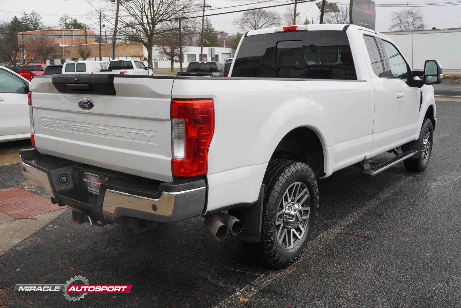 Used 2017 Ford F350 Lariat w/ Tow Technology Bundle AWD/4WD image 7