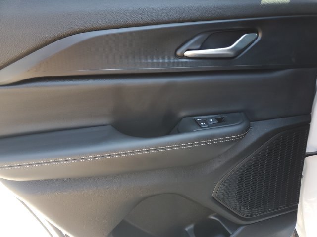 Certified 2024 Jeep Grand Cherokee Altitude RWD image 16