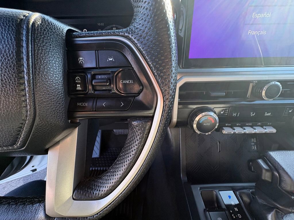 Used 2025 Toyota Tacoma TRD Off-Road image 16