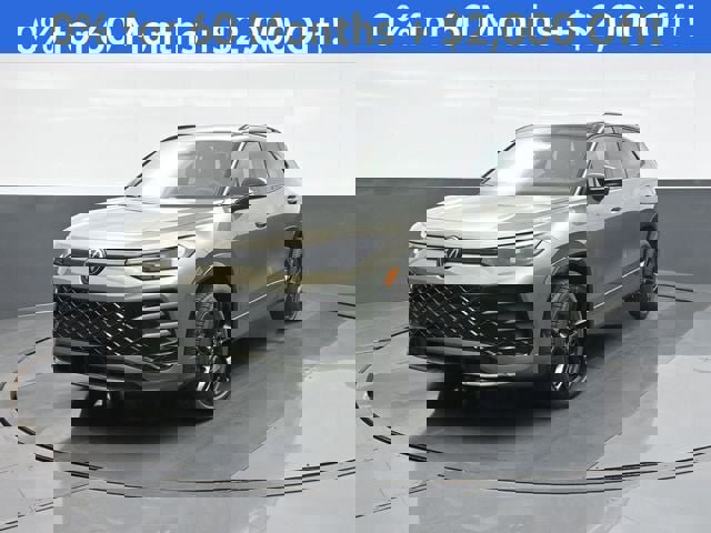 New 2026 Volkswagen Tiguan SE R-Line image 3