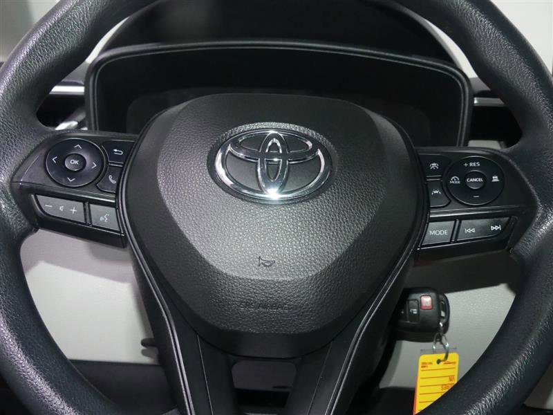 Used 2023 Toyota Corolla Cross L AWD/4WD image 30