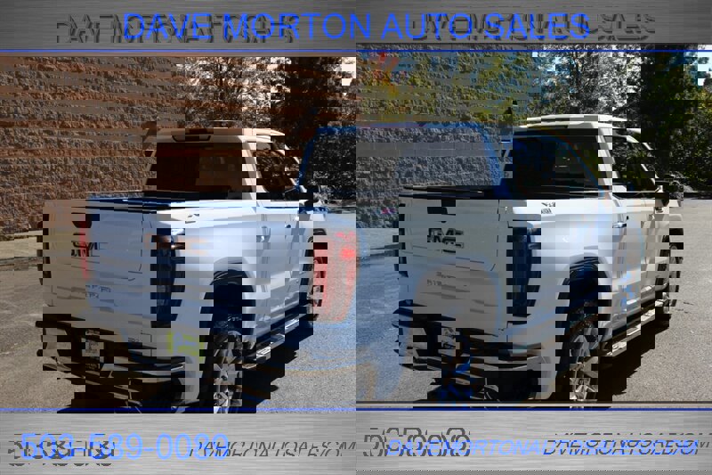 Used 2021 GMC Sierra 1500 SLT w/ SLT Premium Package image 4