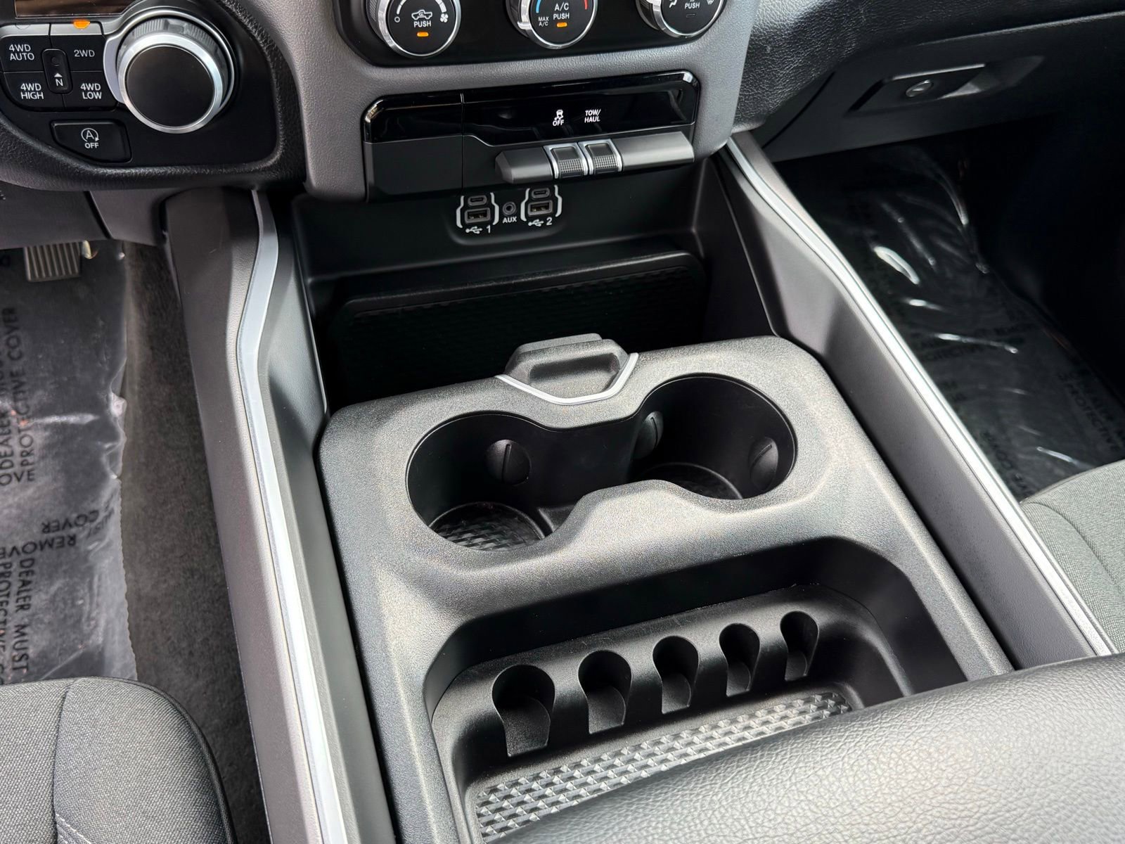 Used 2022 RAM 1500 Big Horn AWD/4WD image 28