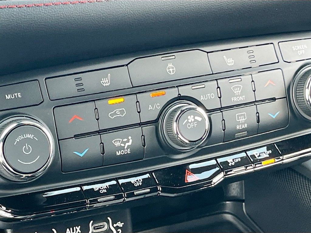 New 2026 Dodge Durango GT w/ Blacktop Package AWD/4WD image 18