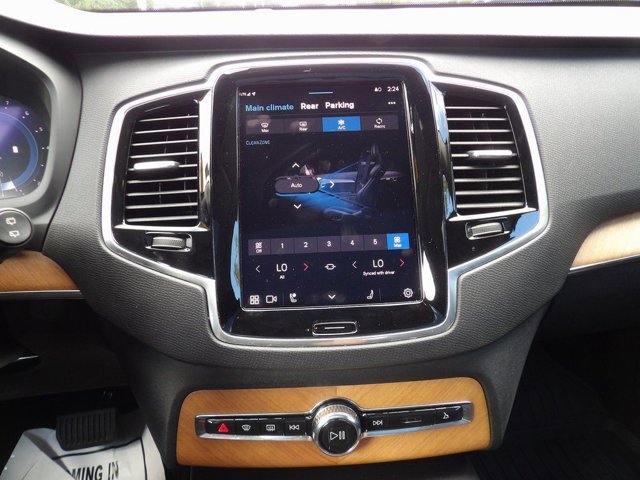 Certified 2024 Volvo XC90 B6 Plus w/ Protection Package Premier image 19