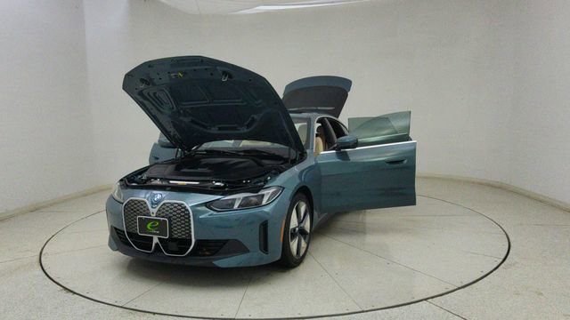 Used 2025 BMW i4 eDrive40 w/ Premium Package image 73