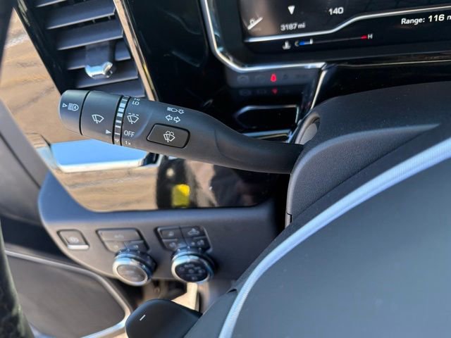 Used 2025 GMC Sierra 1500 Elevation w/ Elevation Premium Package image 12